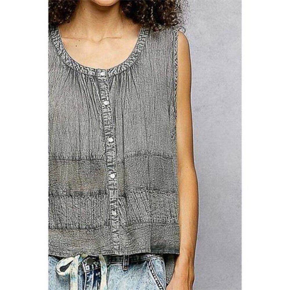 POL Button Down Round Neck Tank with‎ Crochet Contrast - Picture 8 of 8